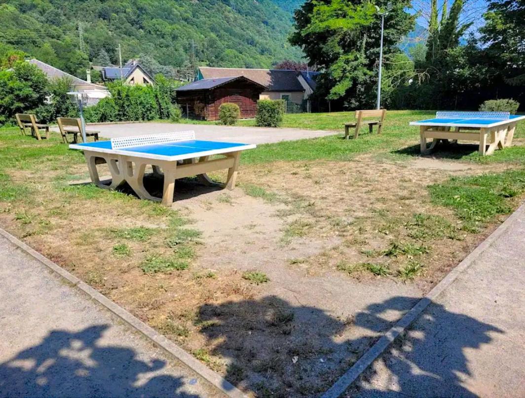 Appartement T3 Dans Residence 6 Pers Juzet-de-Luchon Kültér fotó